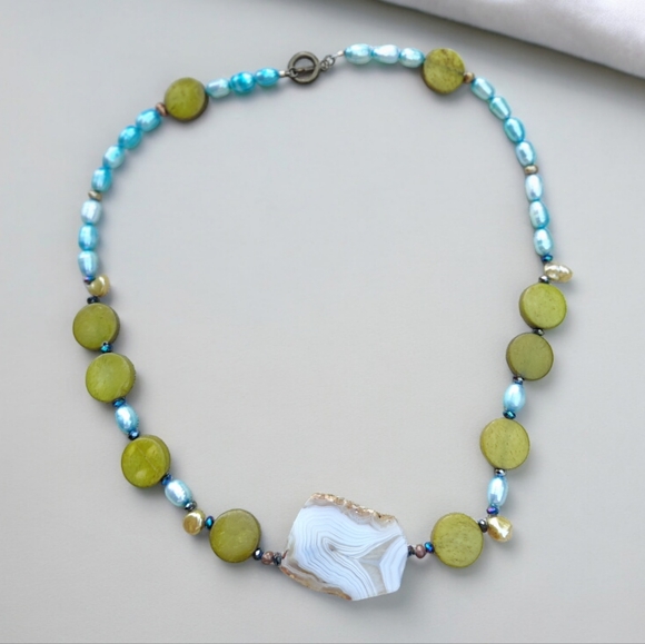 Blue freshwater pearl , agate, serpentine and crystal necklace - Picture 2 of 13